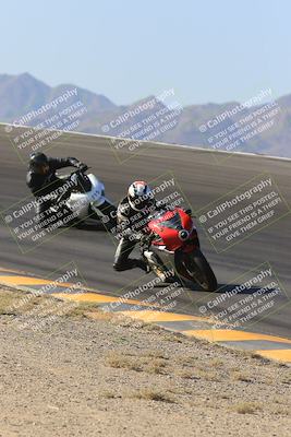 media/May-14-2023-SoCal Trackdays (Sun) [[024eb53b40]]/Bowl (815am)/